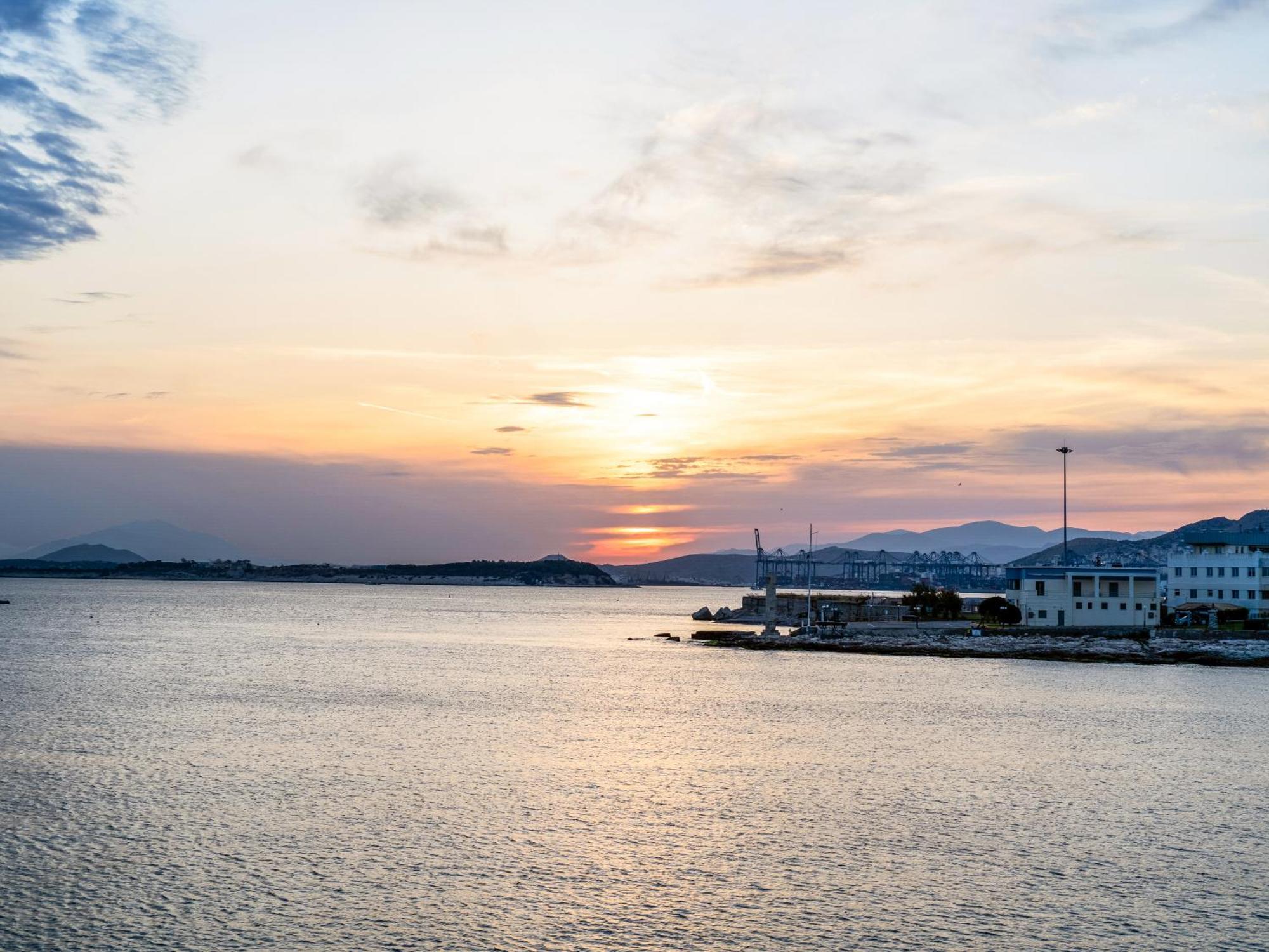Sanders Port